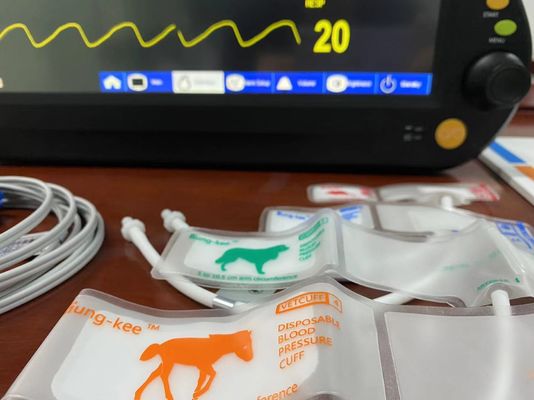15 дюймовое оборудование для мониторинга жизненных показателей для ветеринарного пациента