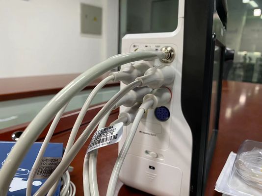 Монитор сердечных больных в отделении интенсивной терапии скорой помощи для новорожденных