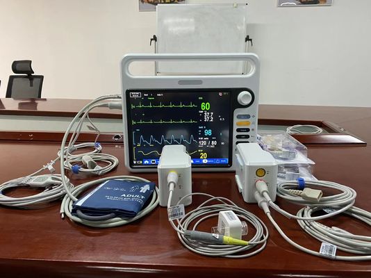 Многопараметровый монитор новорожденного пациента с 15-дюймовым экраном